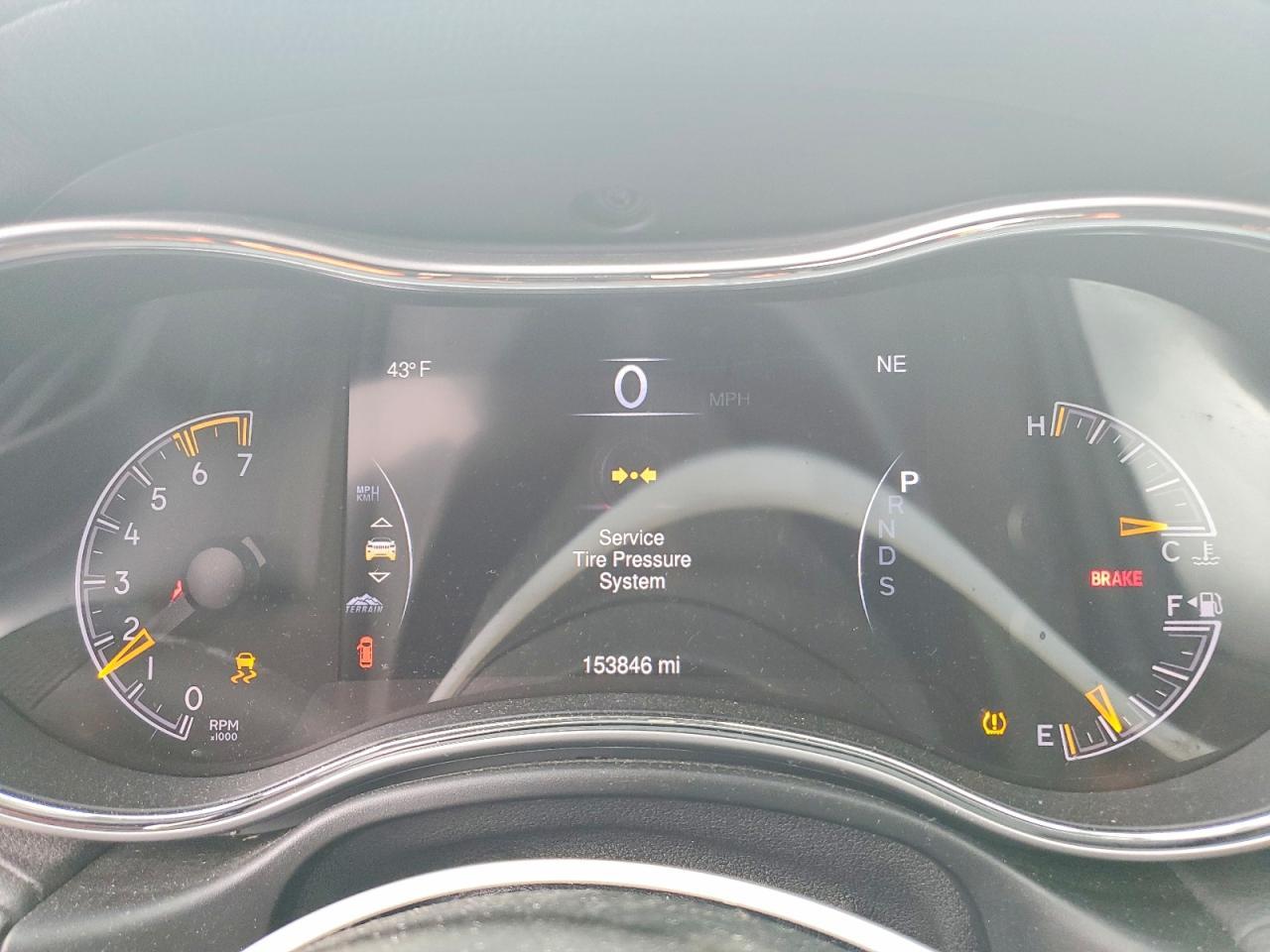 2015 Jeep Grand Cherokee Overland - zdjęcie 9