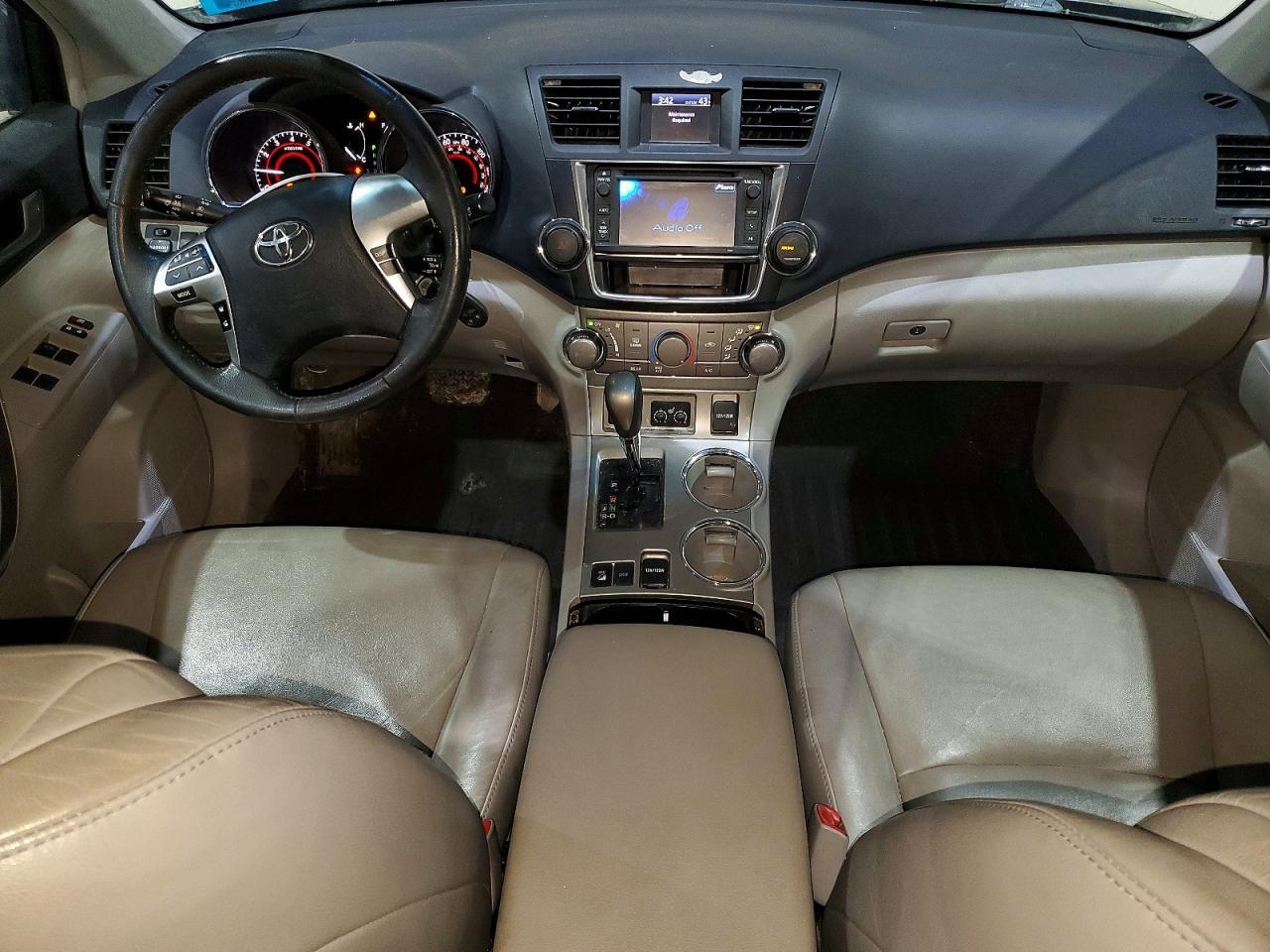2013 Toyota Highlander Se - zdjęcie 8