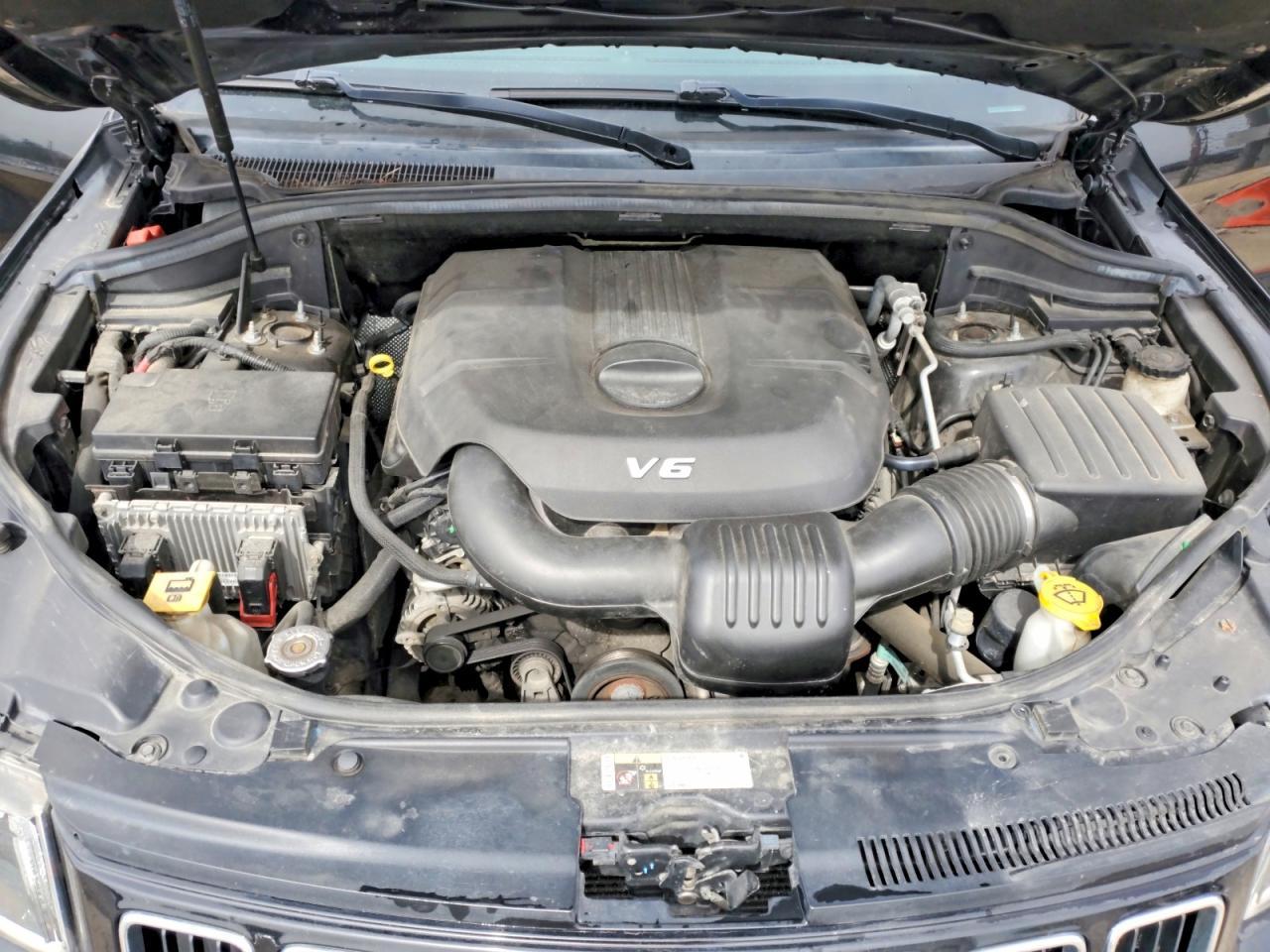 2015 Jeep Grand Cherokee Laredo - zdjęcie 12