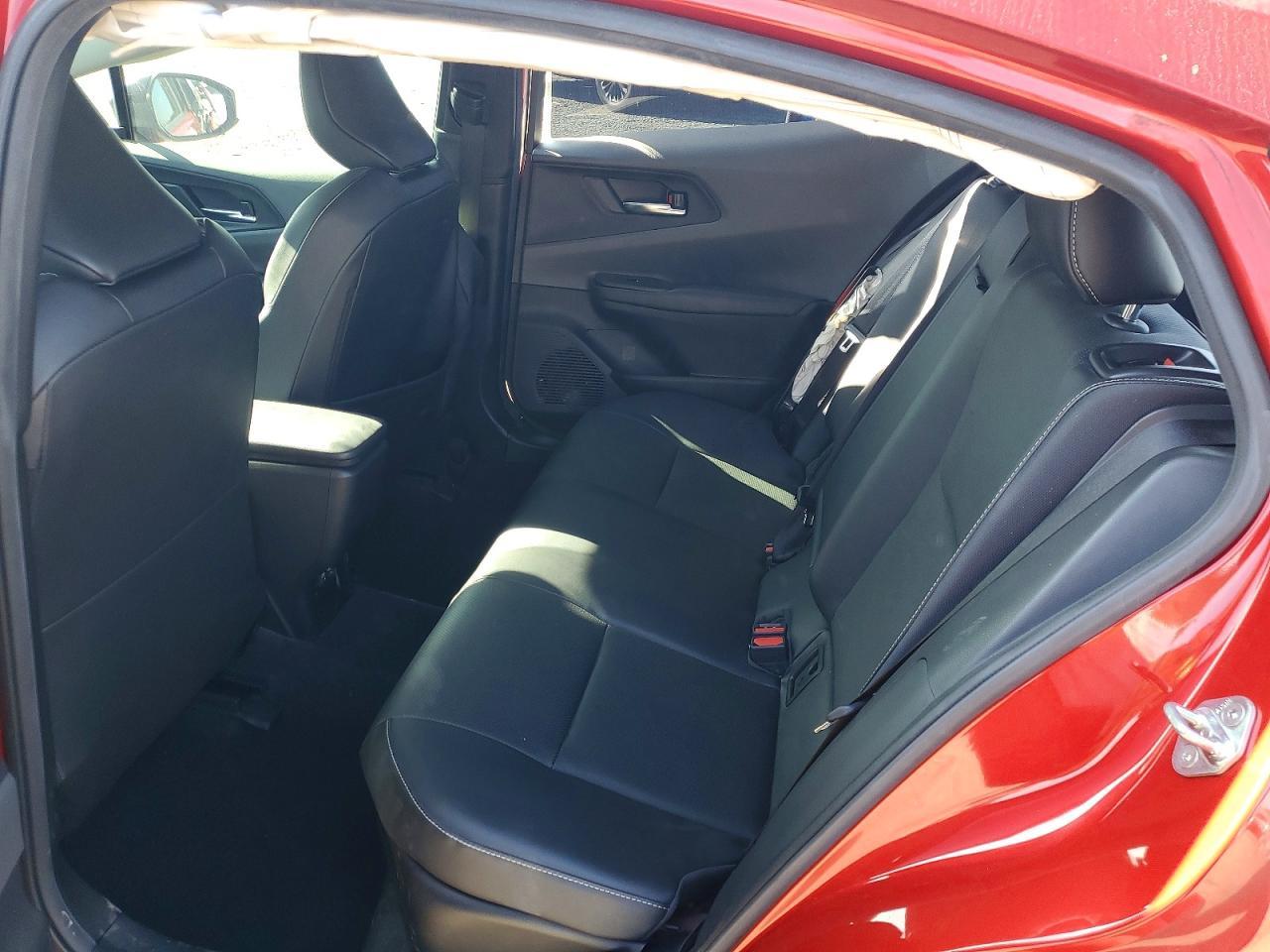 2023 Toyota Prius Xle - zdjęcie 10