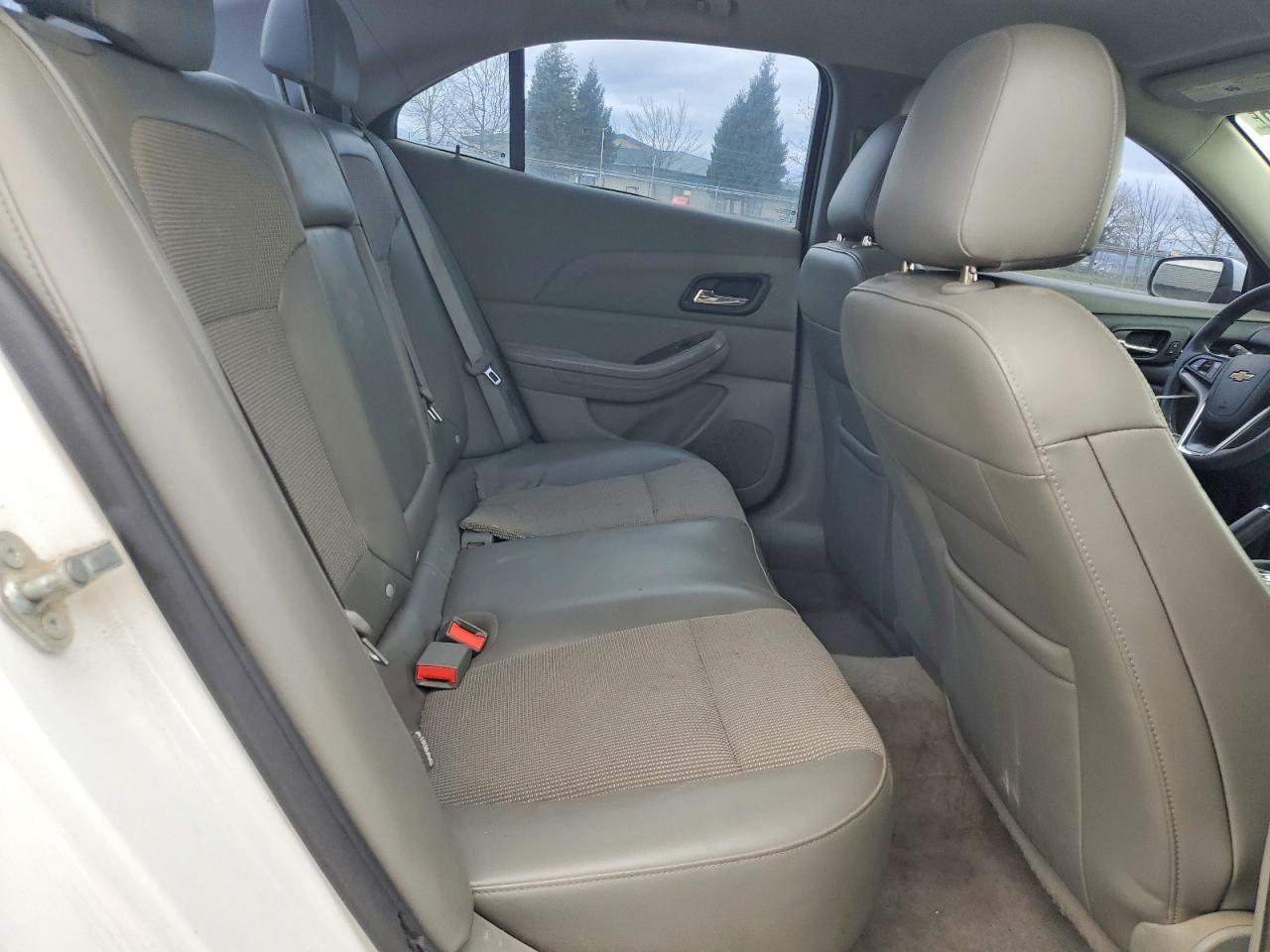 2014 Chevrolet Malibu 2Lt - zdjęcie 10