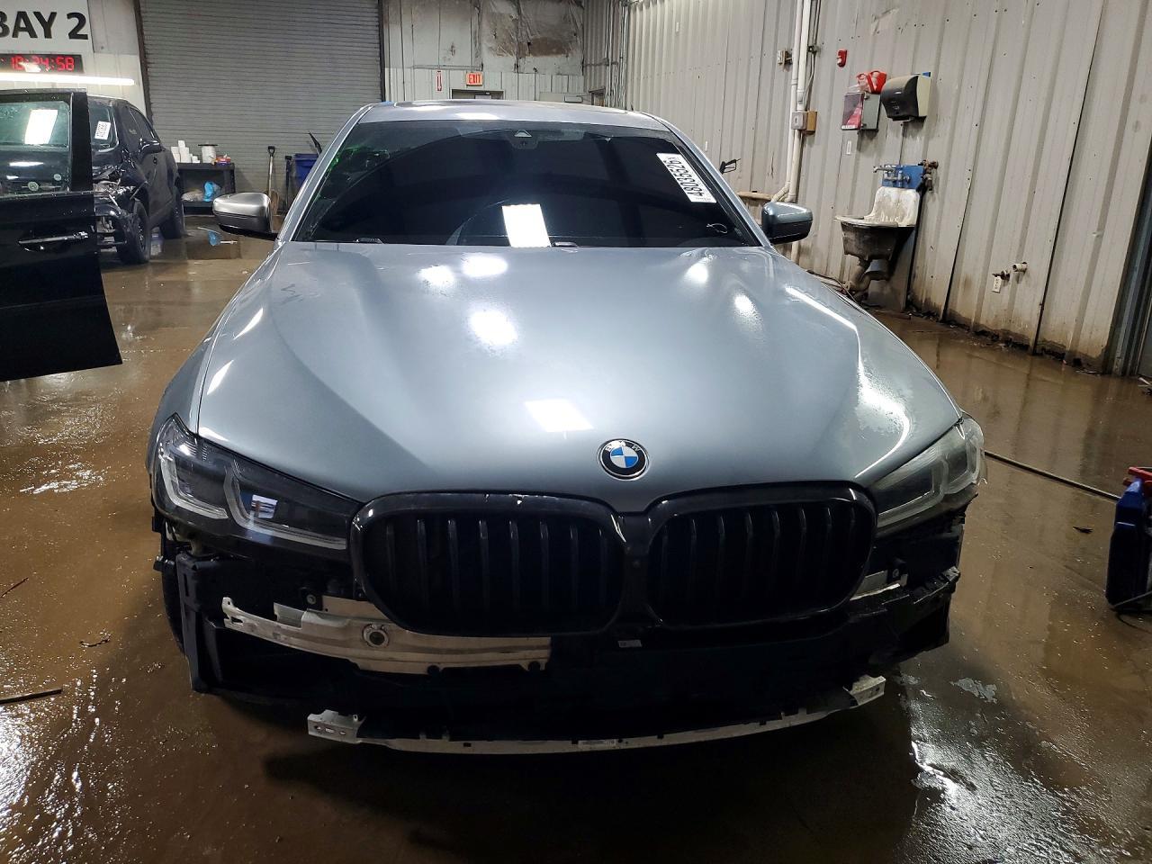 2021 BMW M550Xi - zdjęcie 5