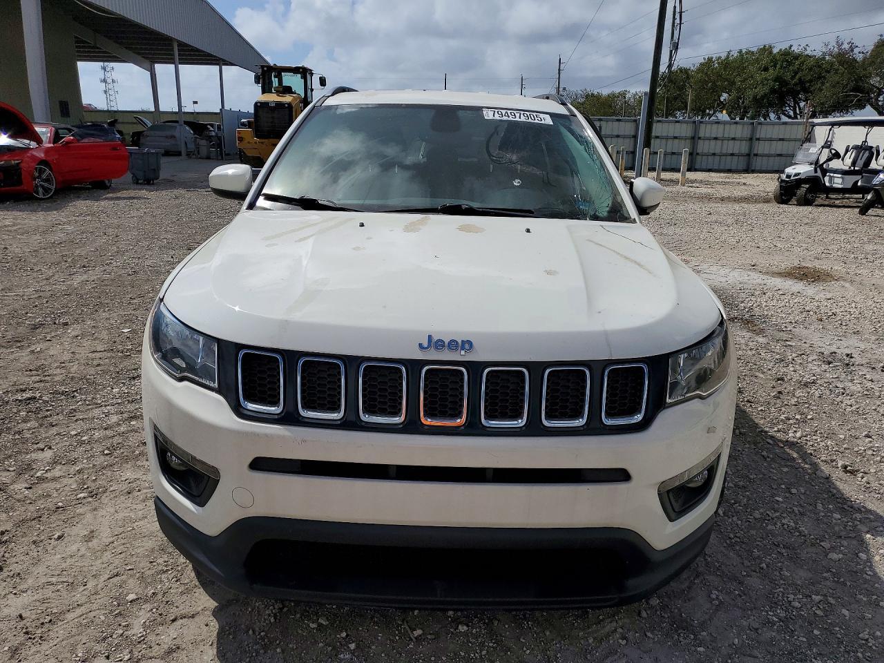 2021 Jeep Compass Latitude - zdjęcie 5