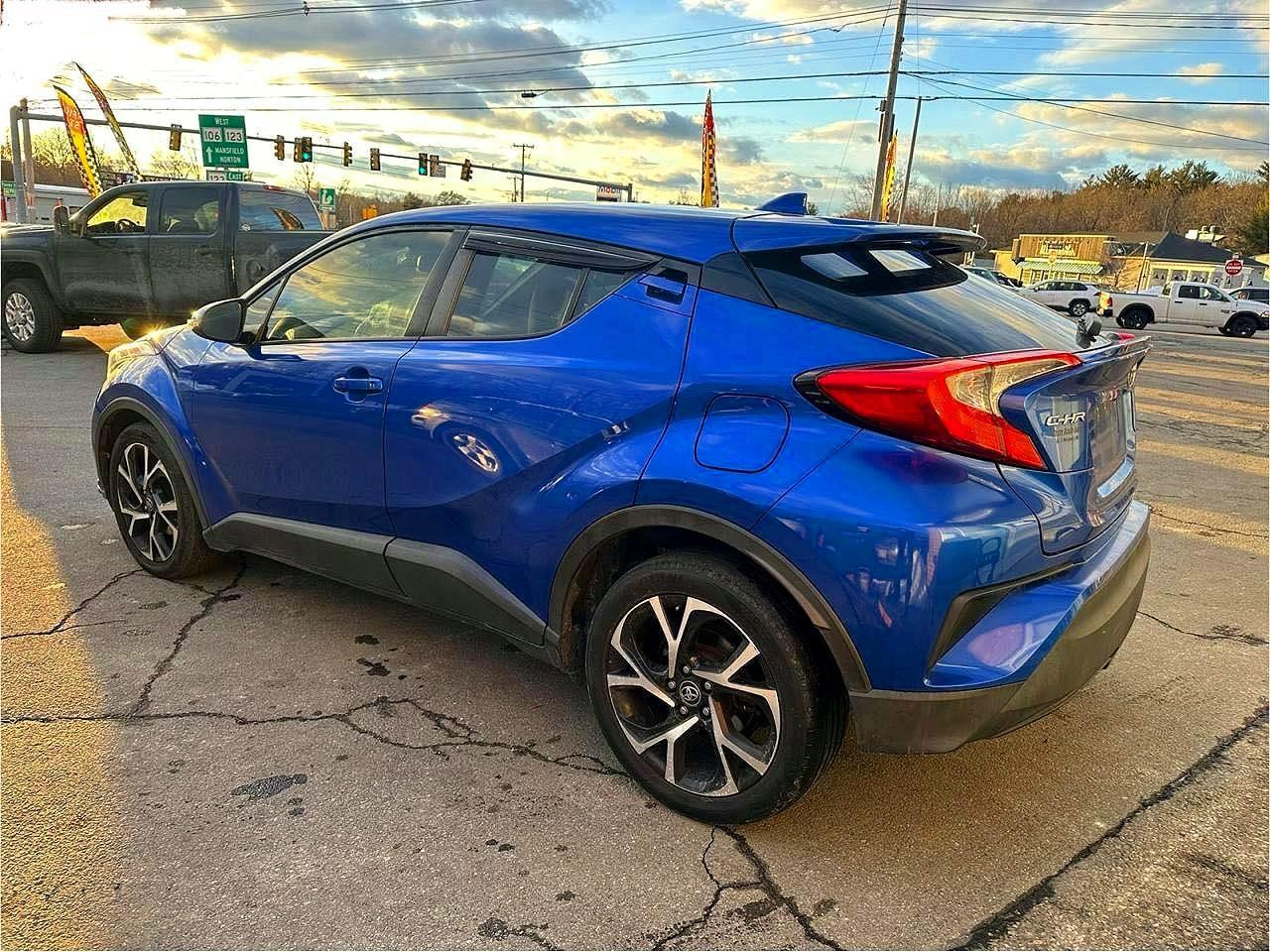 2018 Toyota C-Hr Xle - zdjęcie 3
