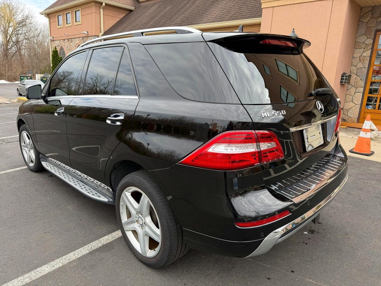 2014 Mercedes-Benz Ml 550 4Matic - zdjęcie 2