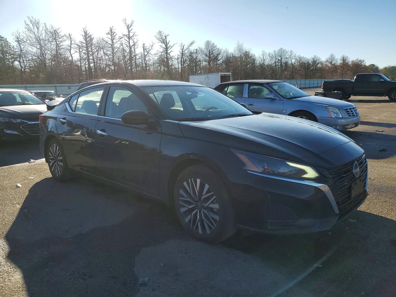 2025 Nissan Altima 2.5 Sv - zdjęcie 4