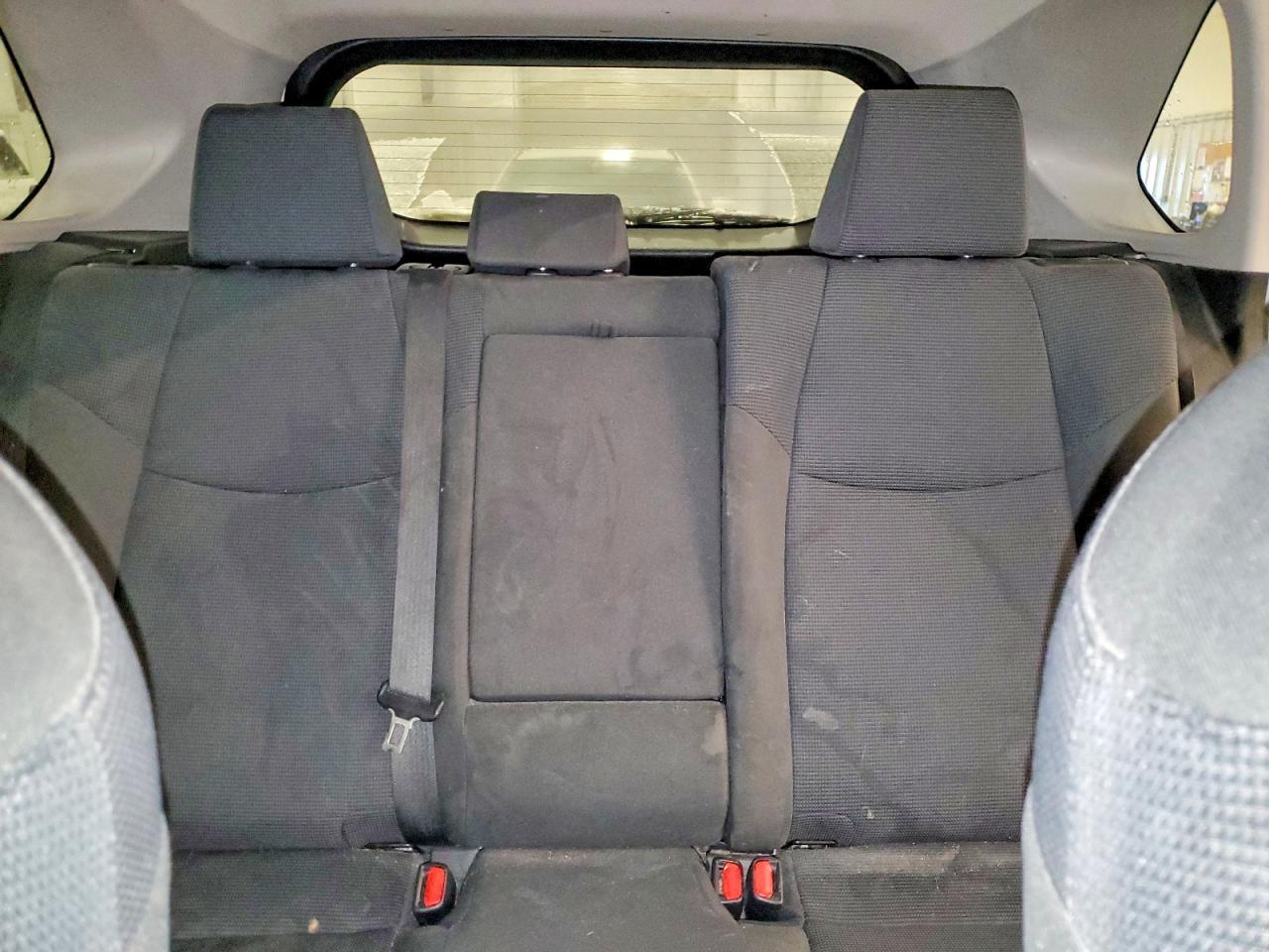 2019 Toyota Rav4 Le - zdjęcie 10