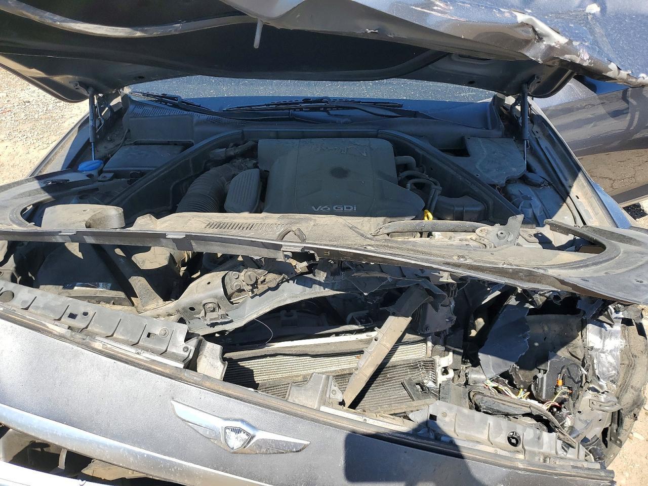 2015 Hyundai Genesis 3.8L - zdjęcie 11
