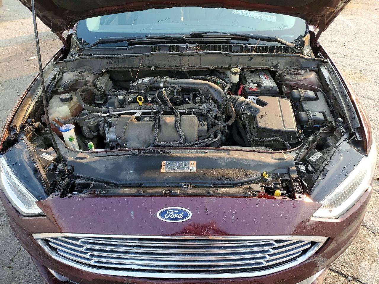 2017 Ford Fusion Titanium - zdjęcie 11