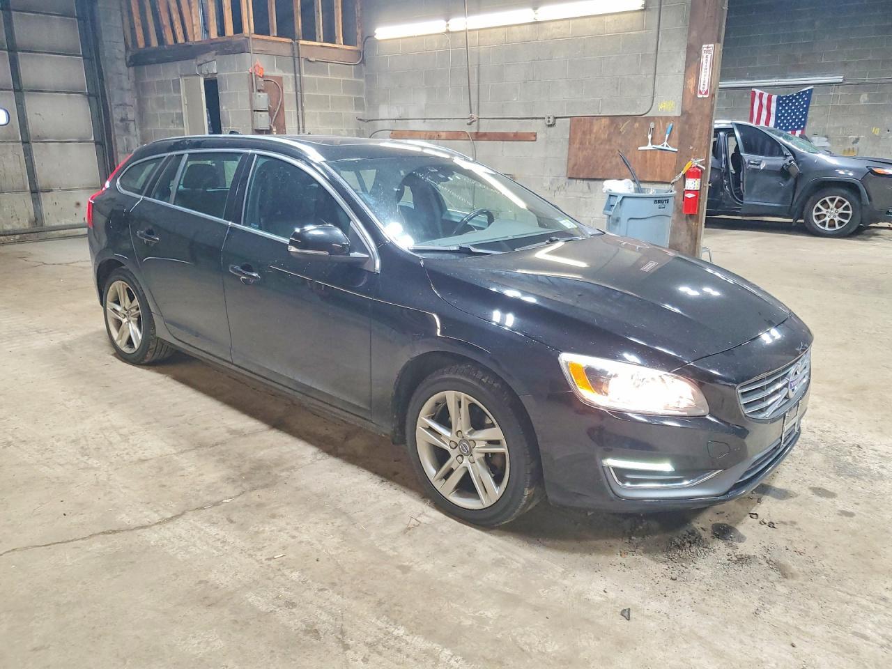 2015 Volvo V60 Premier - zdjęcie 4