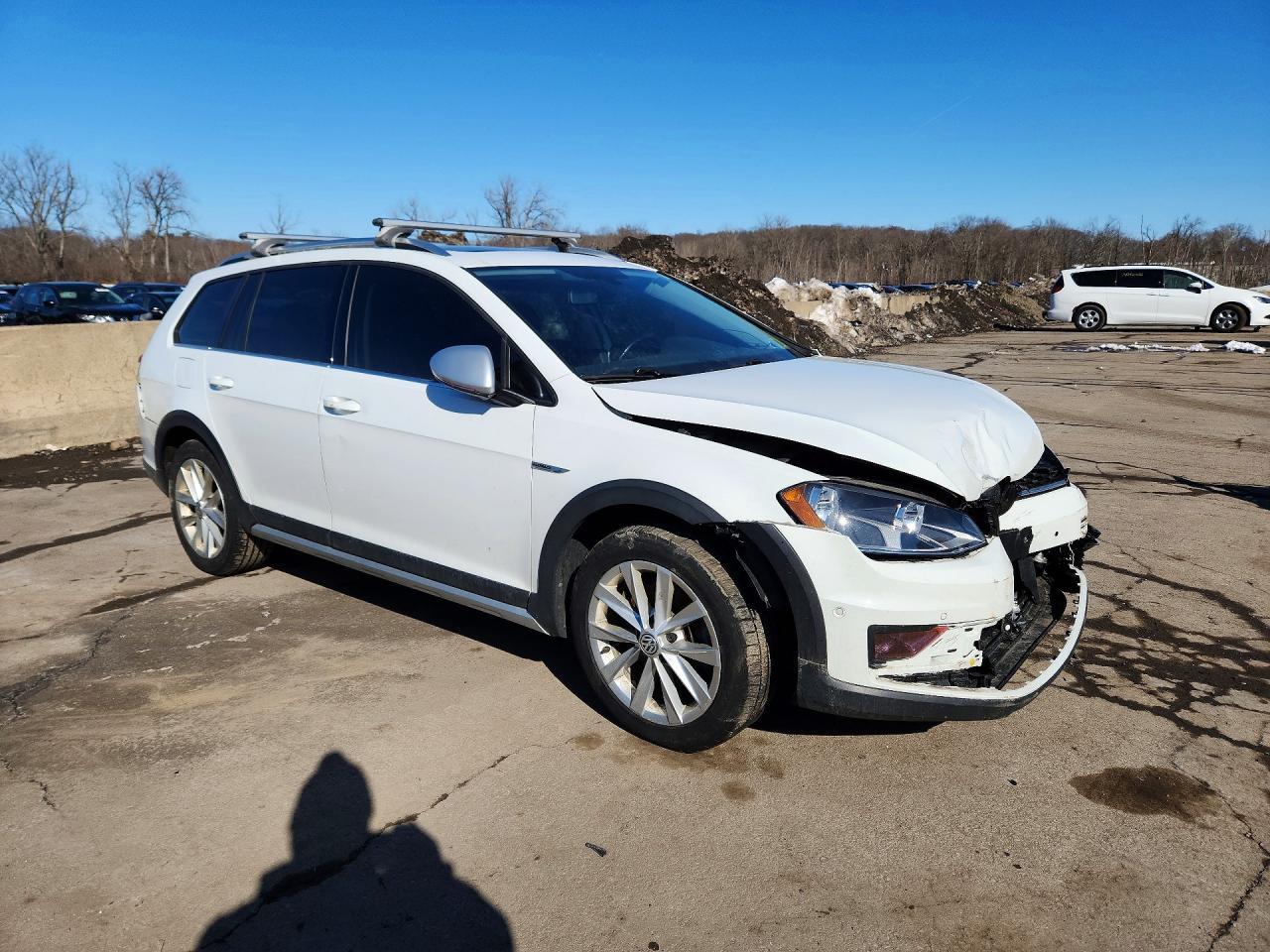 2017 Volkswagen Golf Alltrack S - zdjęcie 4