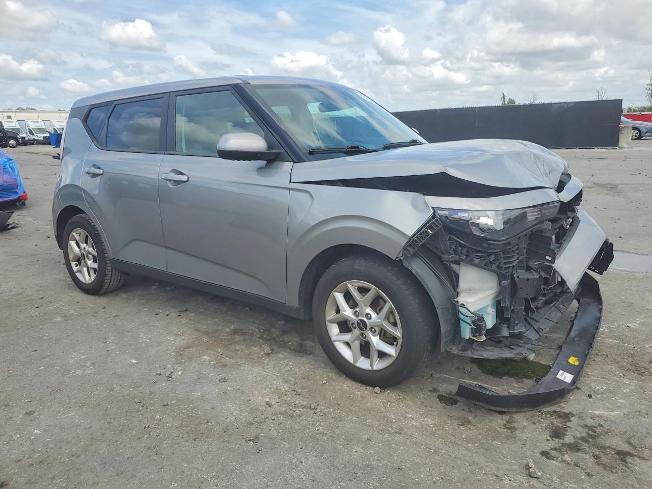 2023 Kia Soul Lx - zdjęcie 4