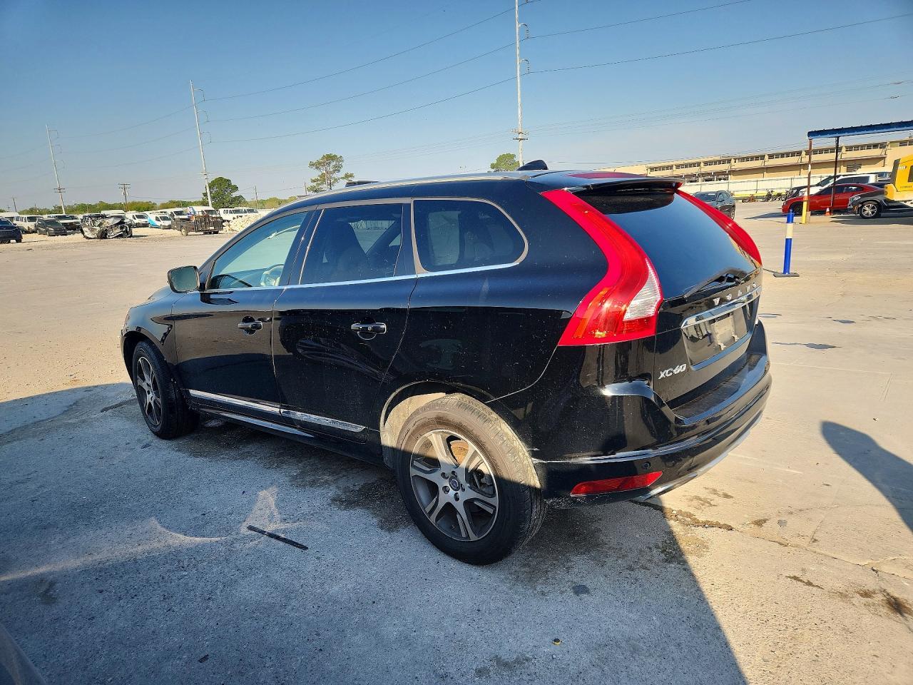 2015 Volvo Xc60 T6 Premier - zdjęcie 2