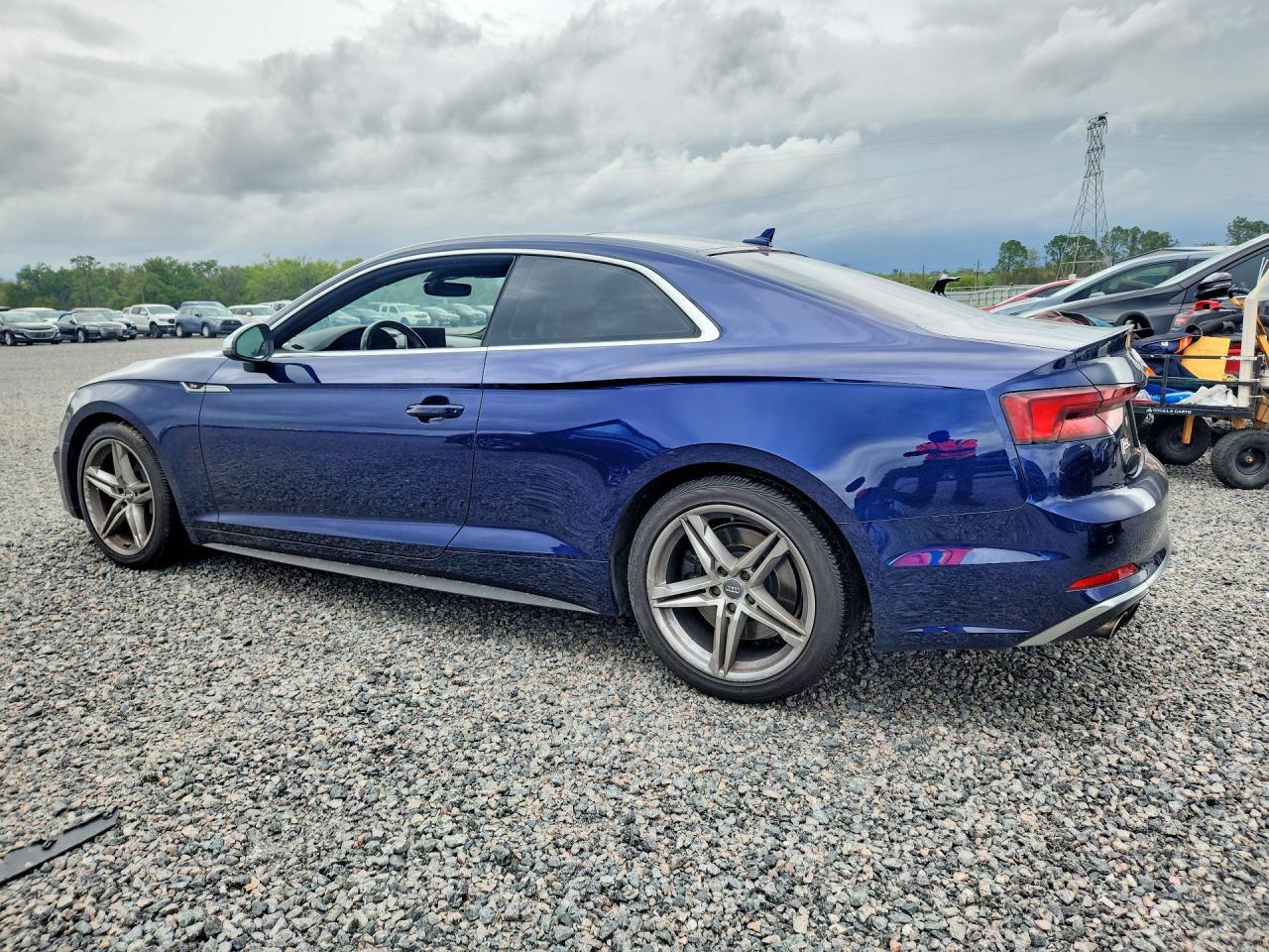 Audi RS5 - zdjęcie 2