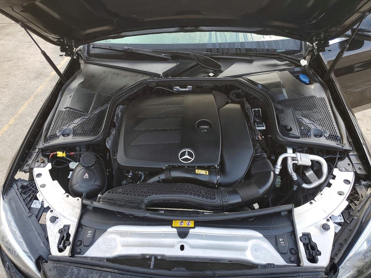 2020 Mercedes-Benz C 300 - zdjęcie 11