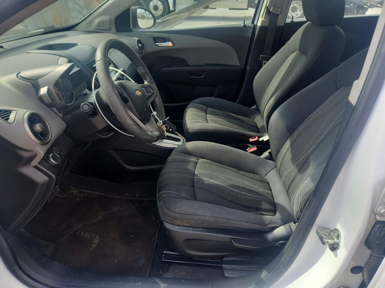 2015 Chevrolet Sonic Lt - zdjęcie 7