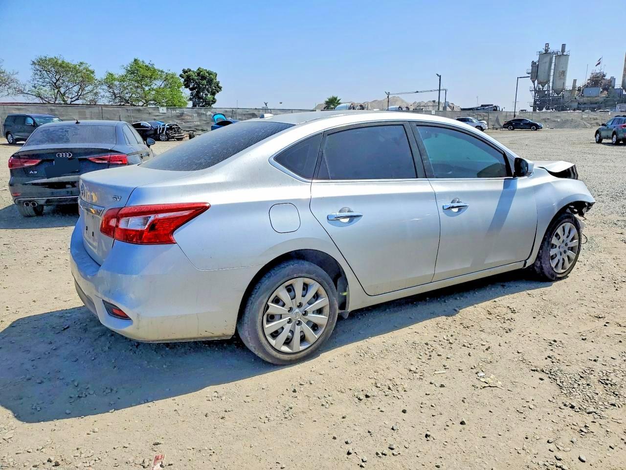 2017 Nissan Sentra Sv - zdjęcie 3