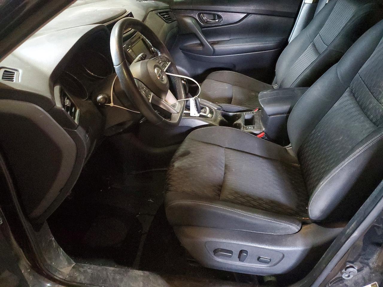 2020 Nissan Rogue Sv - zdjęcie 7