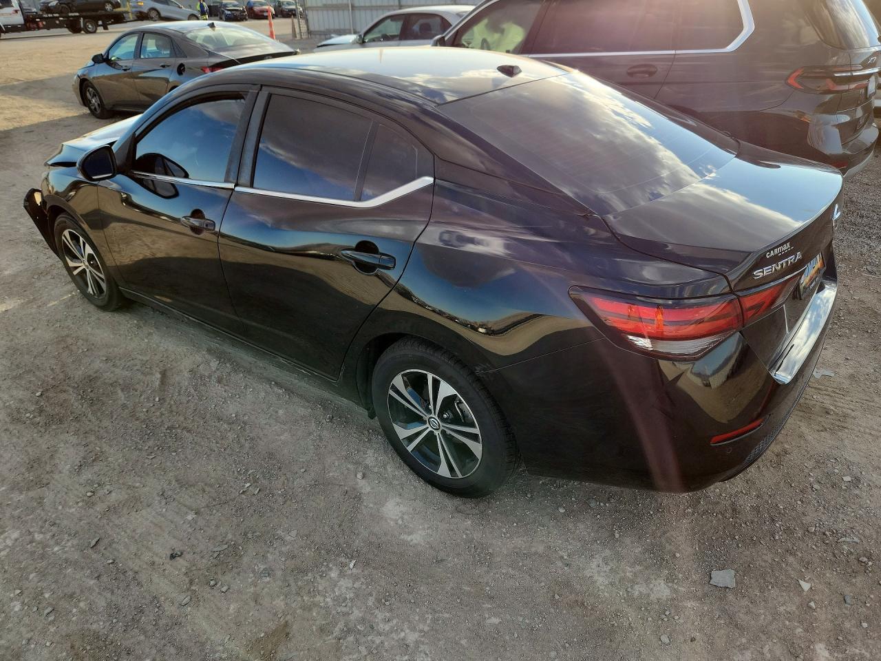 2021 Nissan Sentra - zdjęcie 2