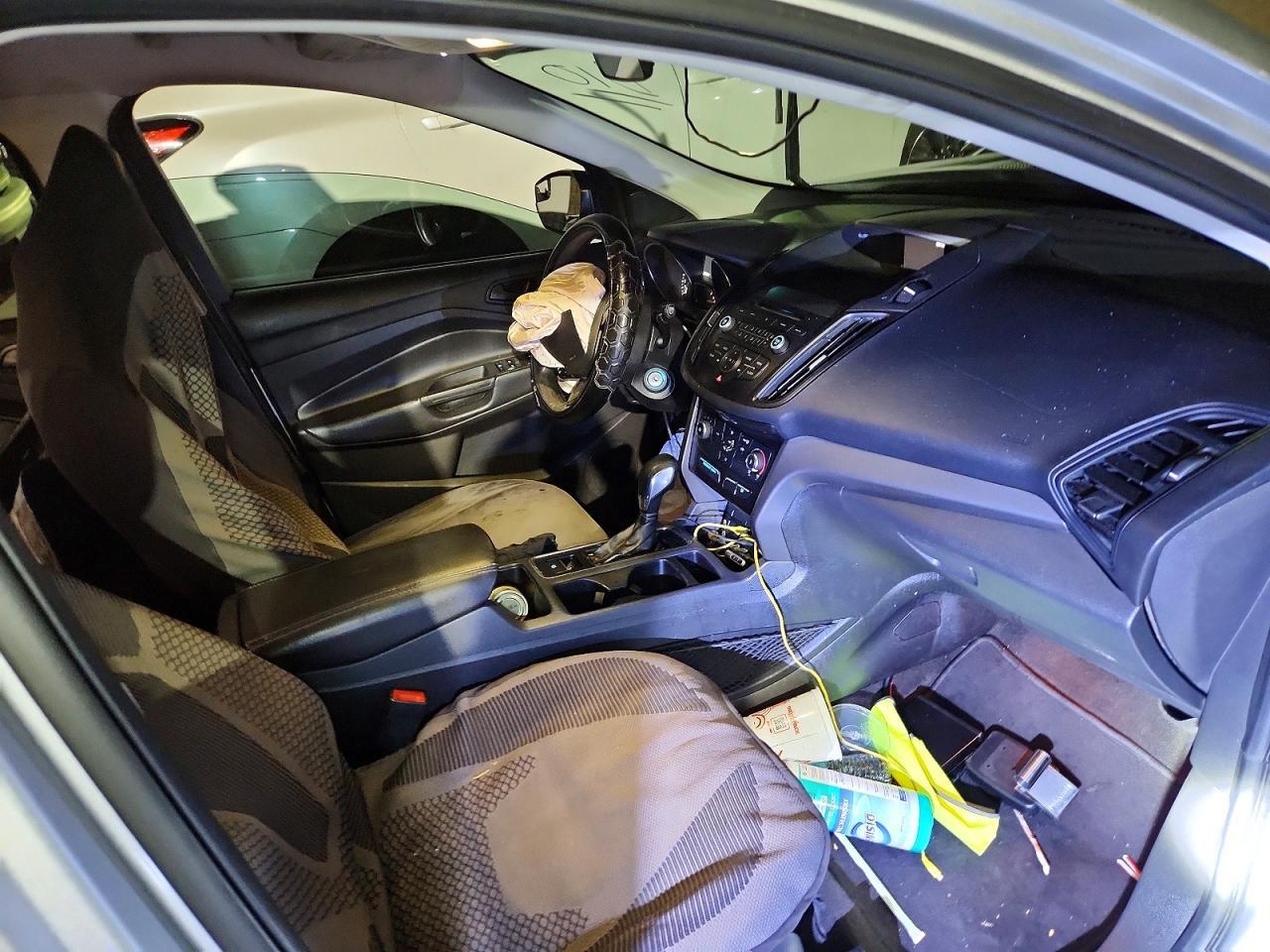 2018 Ford Escape S - zdjęcie 13