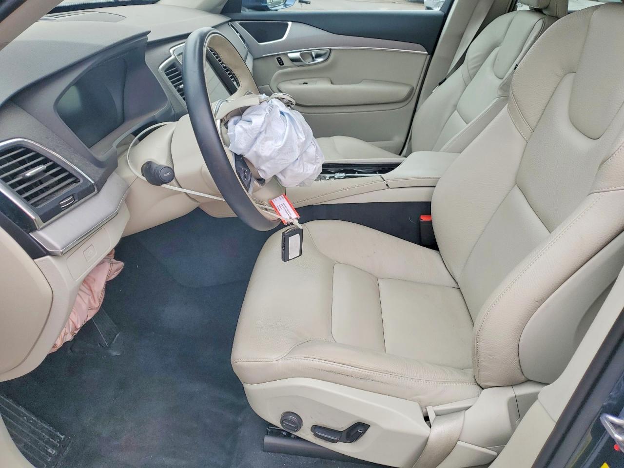 2025 Volvo Xc90 Core - zdjęcie 7
