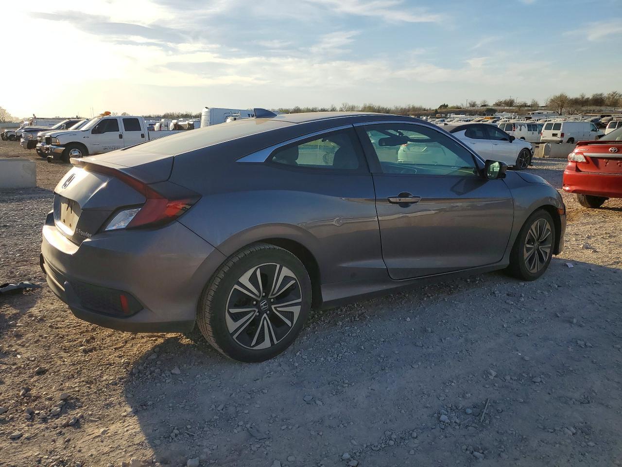 2017 Honda Civic Exl - zdjęcie 3