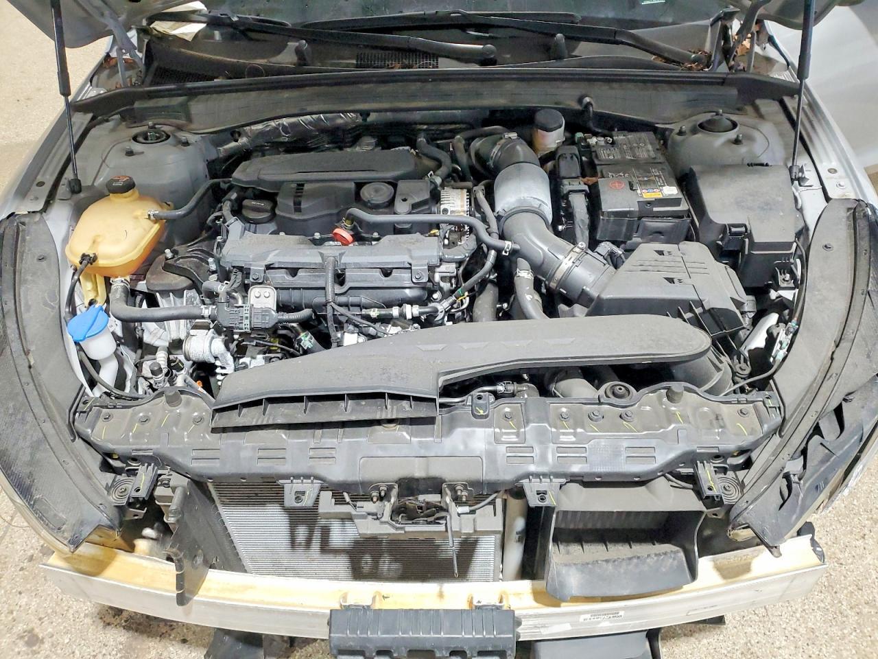 2024 Kia K5 Gt-Line - zdjęcie 11