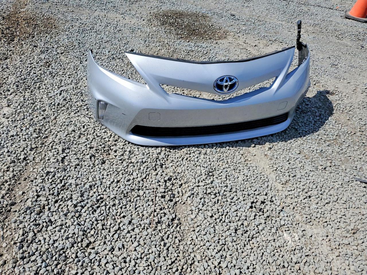 2013 Toyota Prius V Three - zdjęcie 12