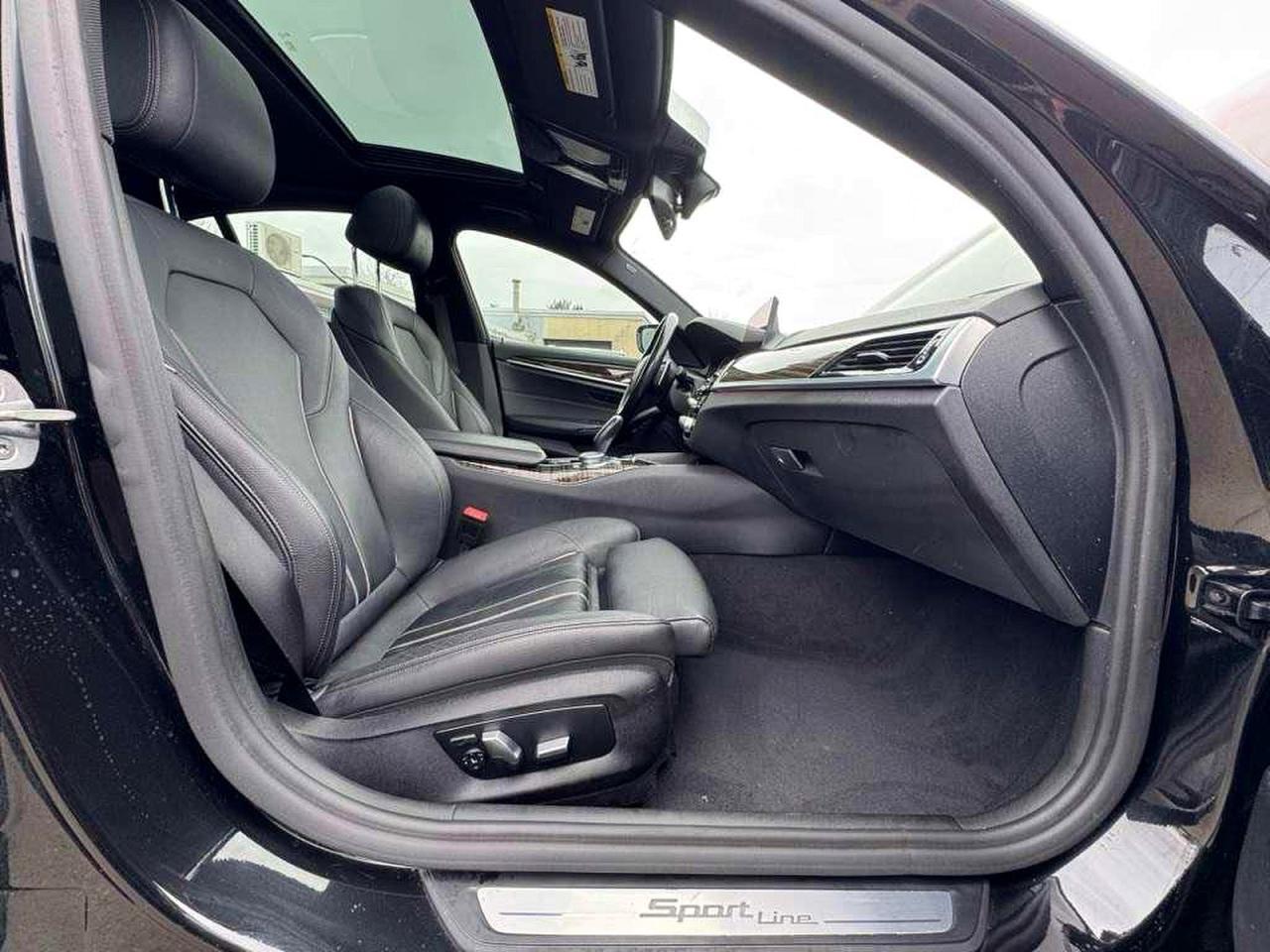 2019 BMW 530I - zdjęcie 5