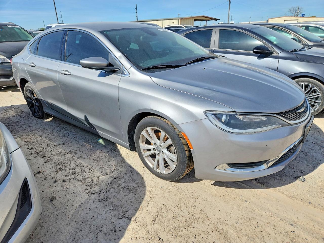 2016 Chrysler 200 Limited - zdjęcie 4