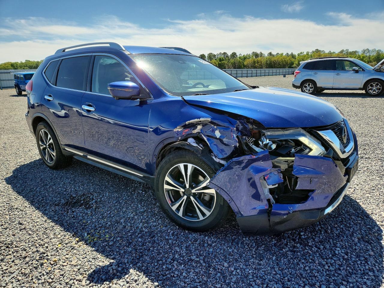 Nissan Rogue - zdjęcie 4