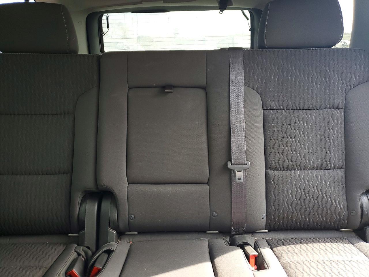 2015 Chevrolet Tahoe C1500 Ls - zdjęcie 10