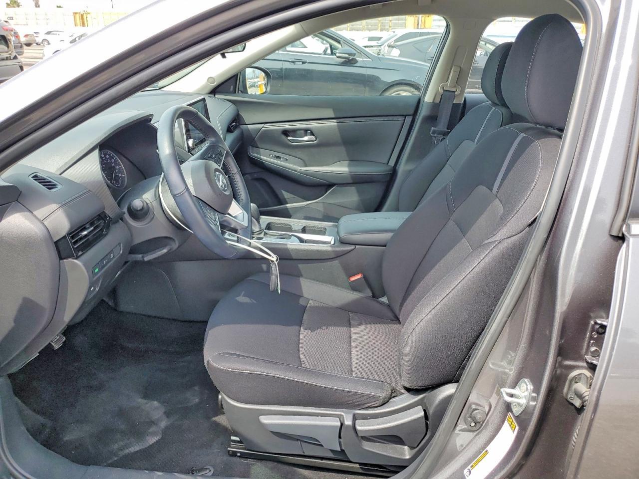 2022 Nissan Sentra Sv - zdjęcie 7