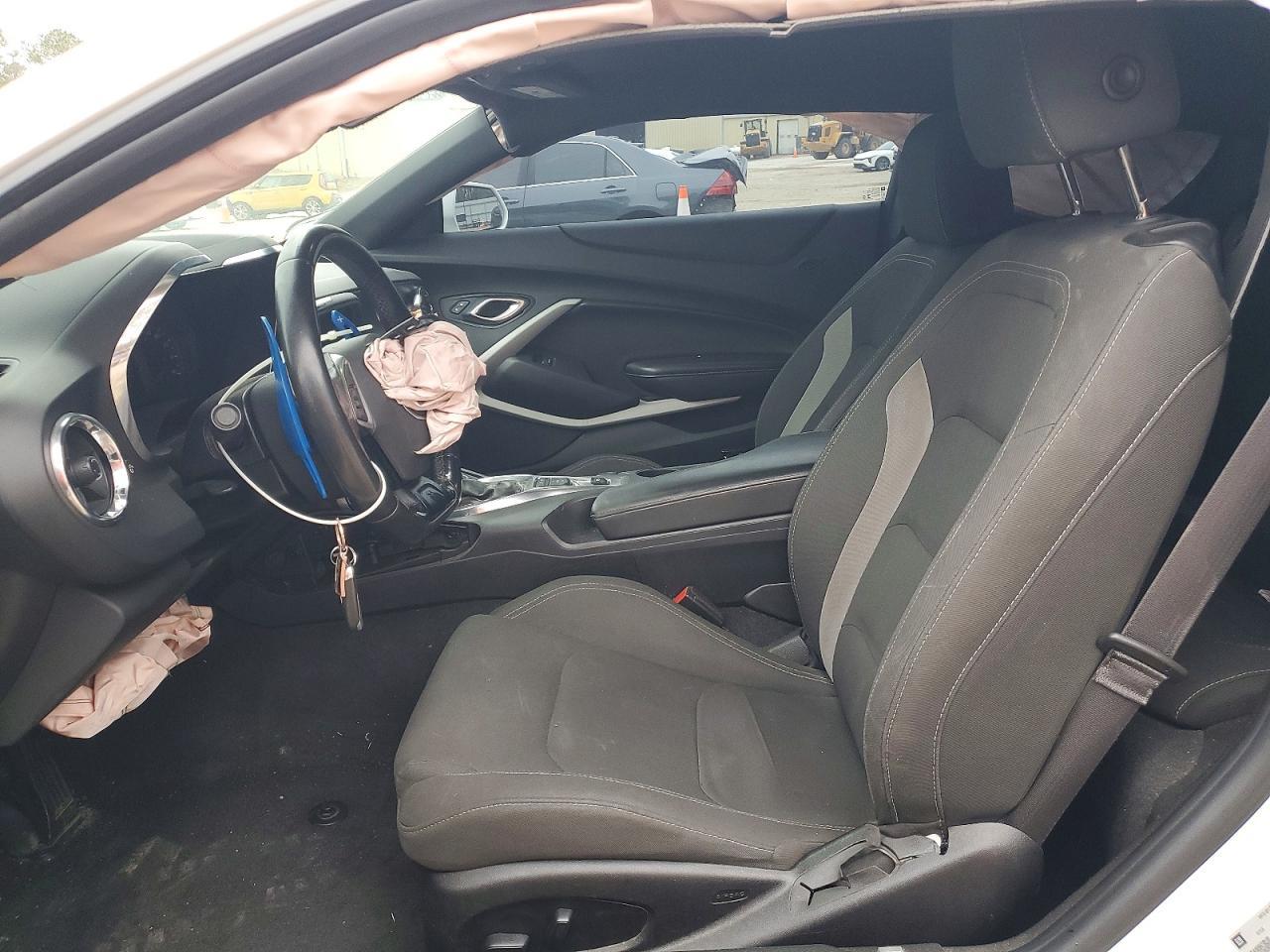 2020 Chevrolet Camaro Ls - zdjęcie 7