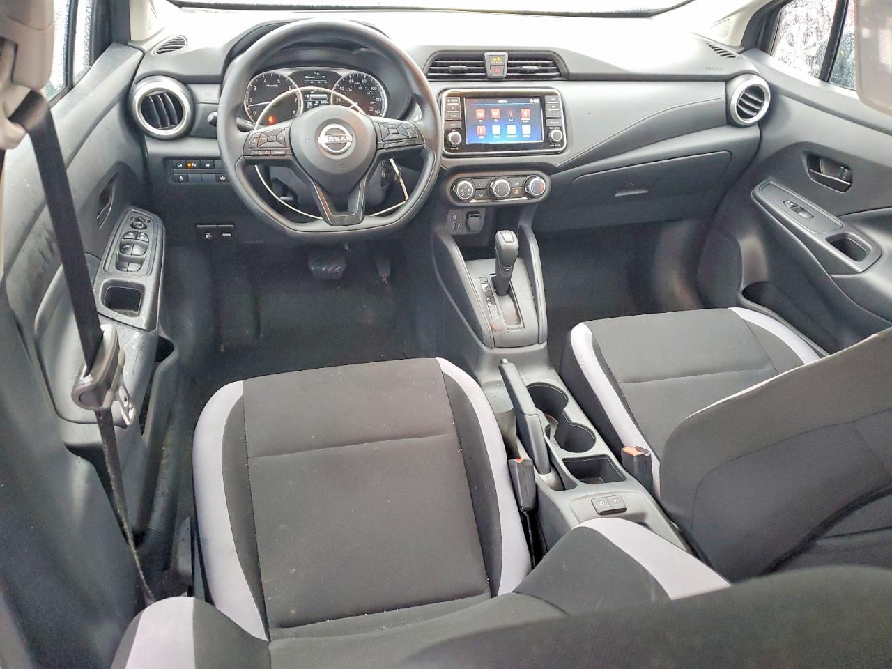 2025 Nissan Versa S - zdjęcie 8