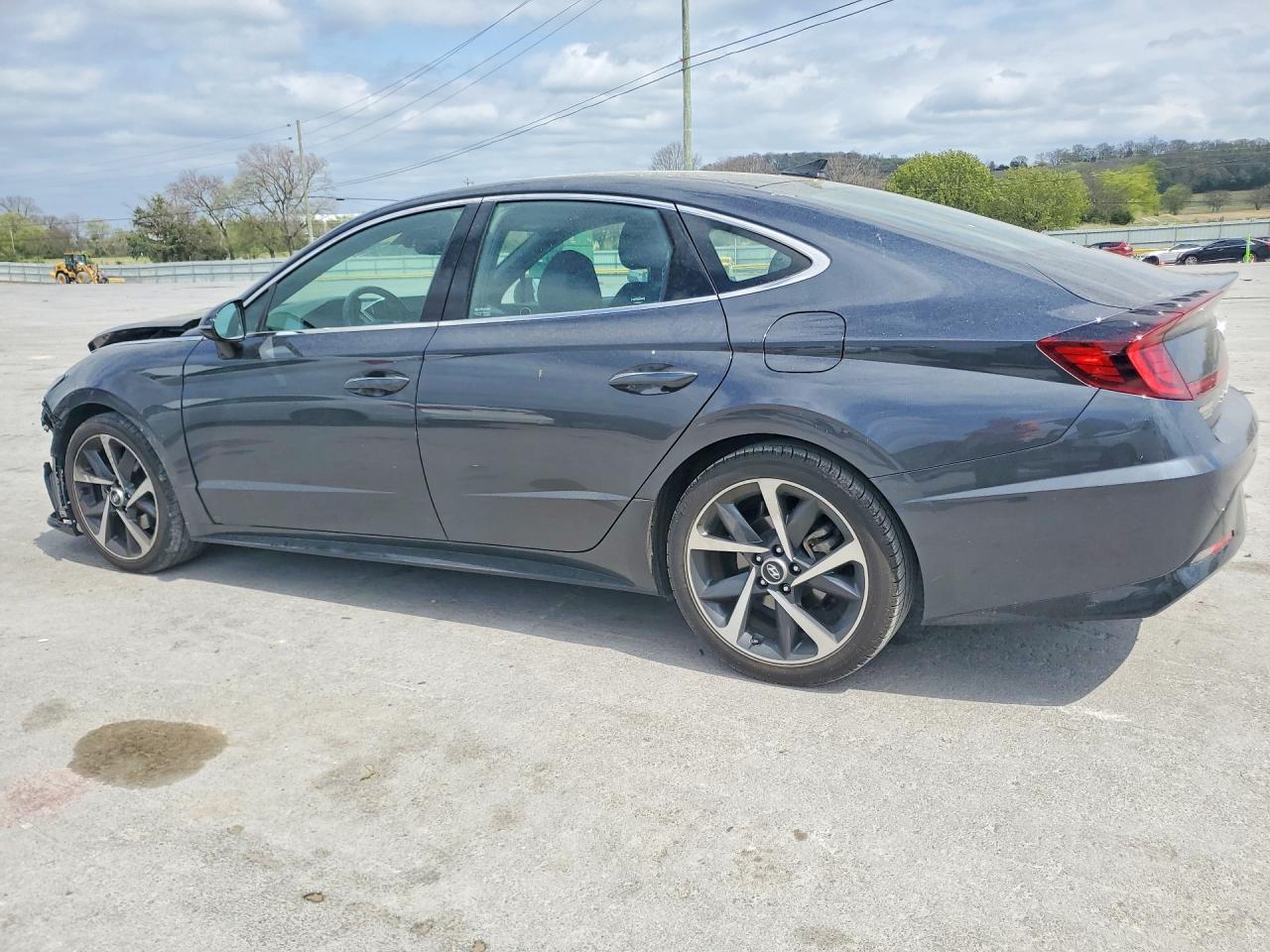 2021 Hyundai Sonata Sel Plus - zdjęcie 2