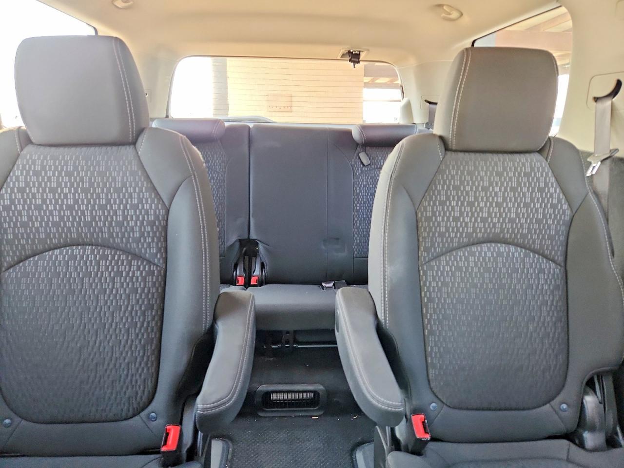 2013 GMC Acadia Sle - zdjęcie 10