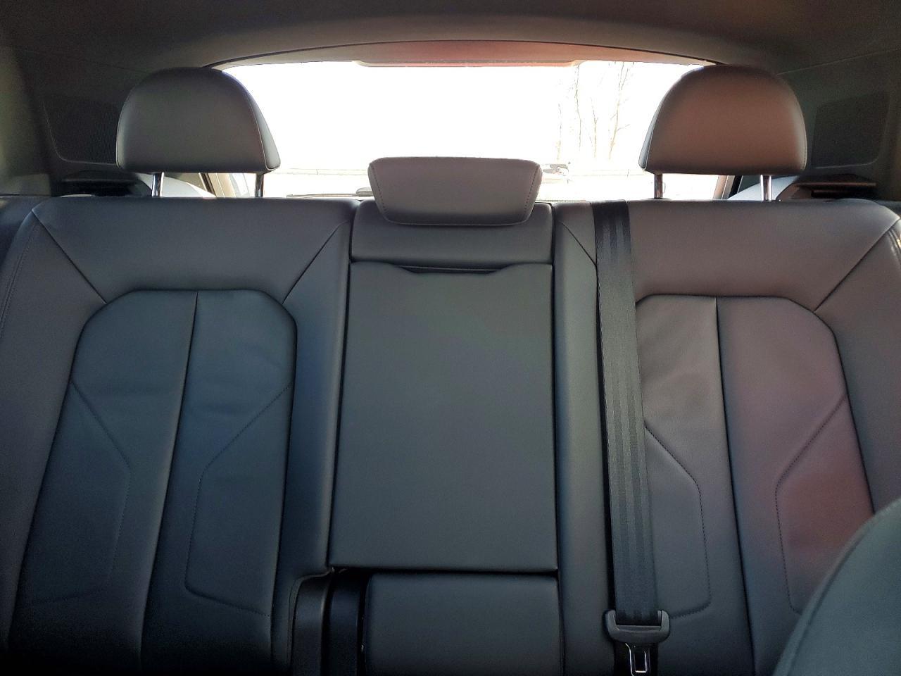 2021 Audi Q3 Premium Plus S Line 45 - zdjęcie 10