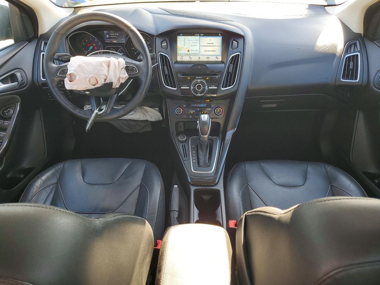 2016 Ford Focus Titanium - zdjęcie 8