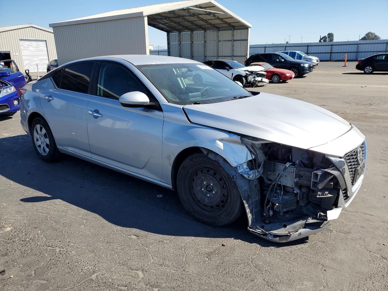 2019 Nissan Altima 2.5 S - zdjęcie 4