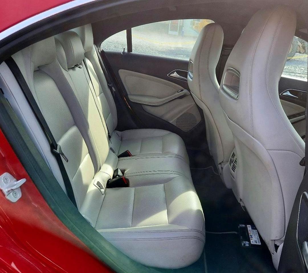 2014 Mercedes-Benz Cla 250 - zdjęcie 10