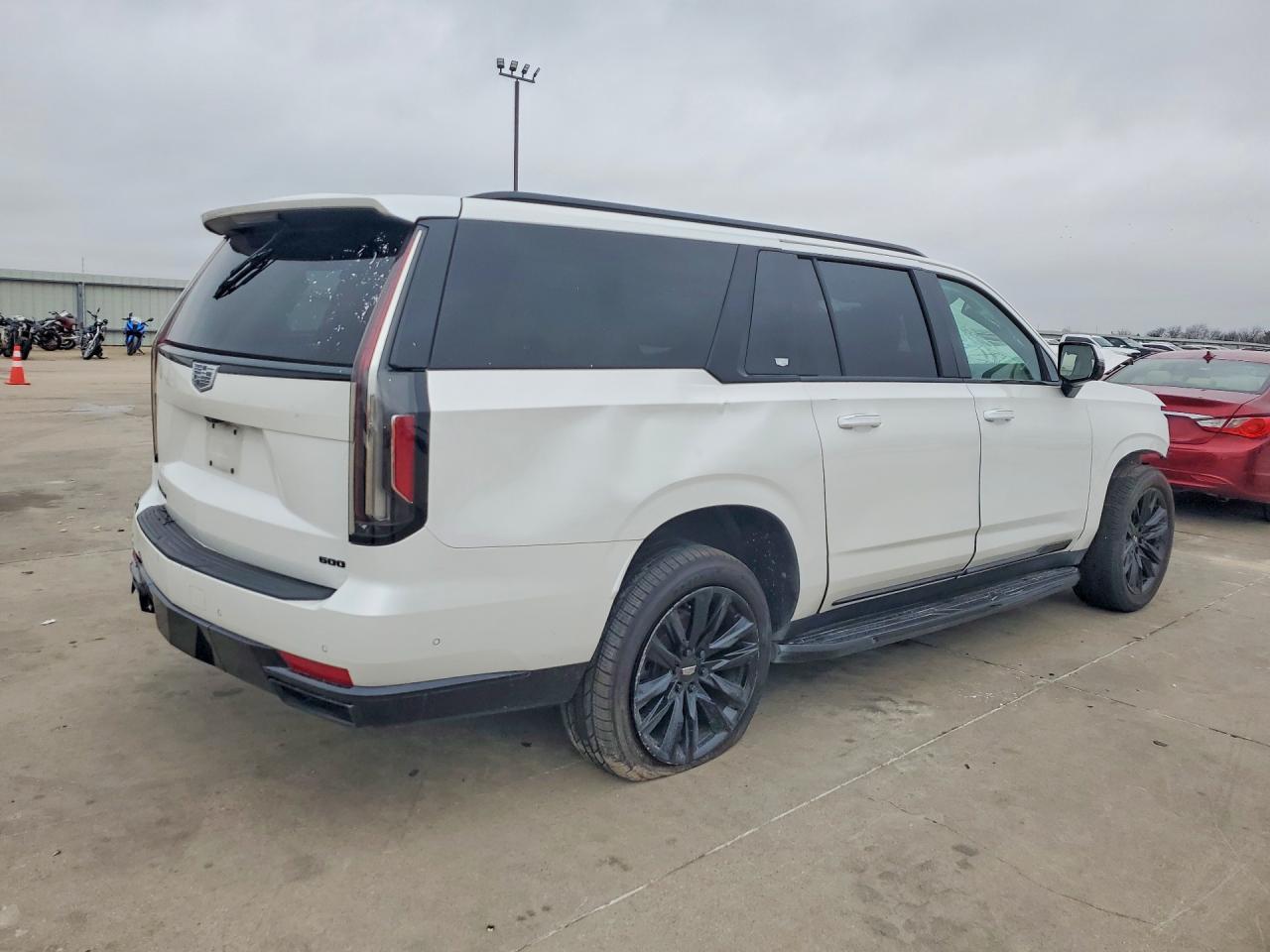 2021 Cadillac Escalade Esv Sport - zdjęcie 3
