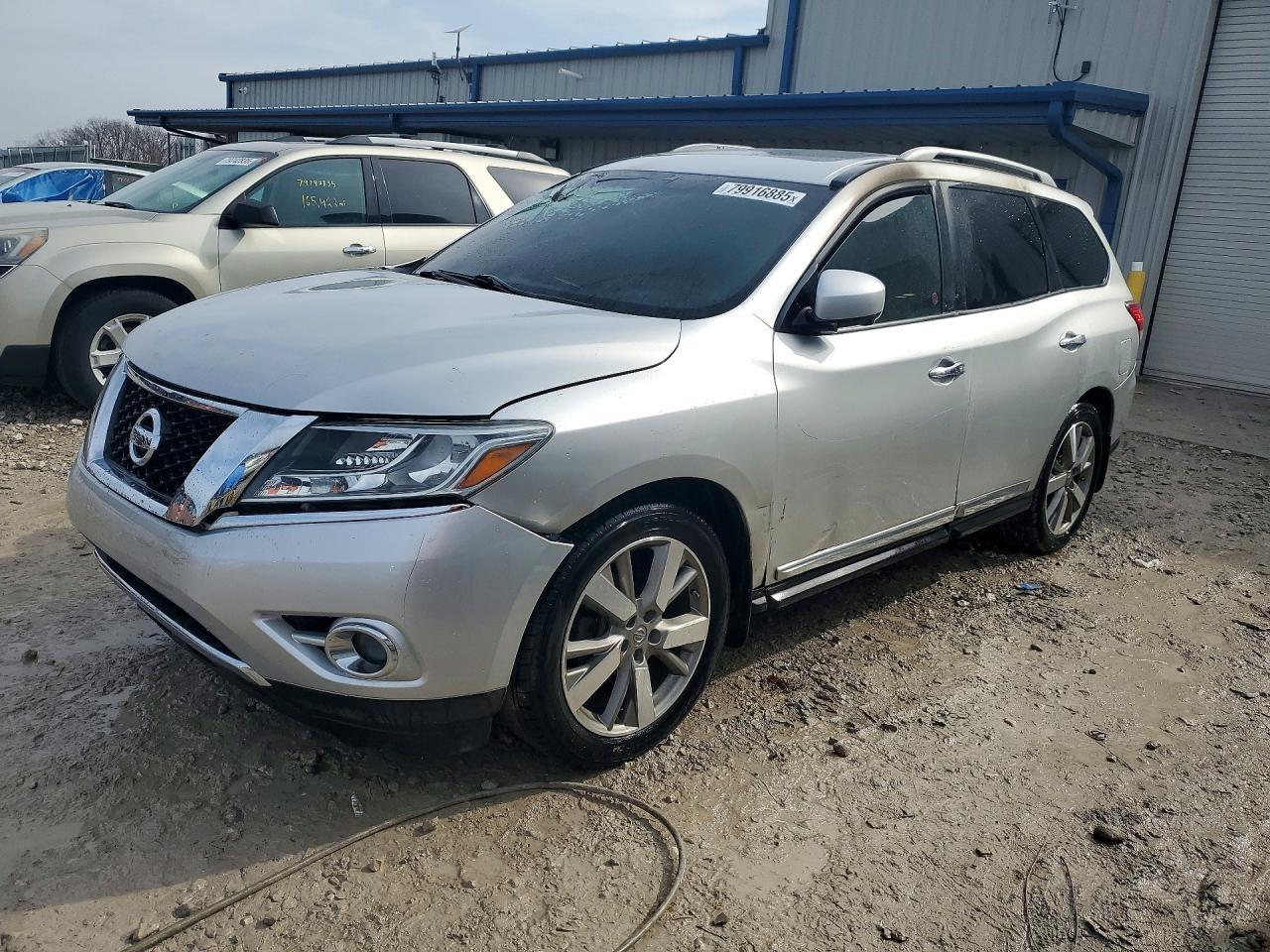 2015 Nissan Pathfinder S - zdjęcie główne