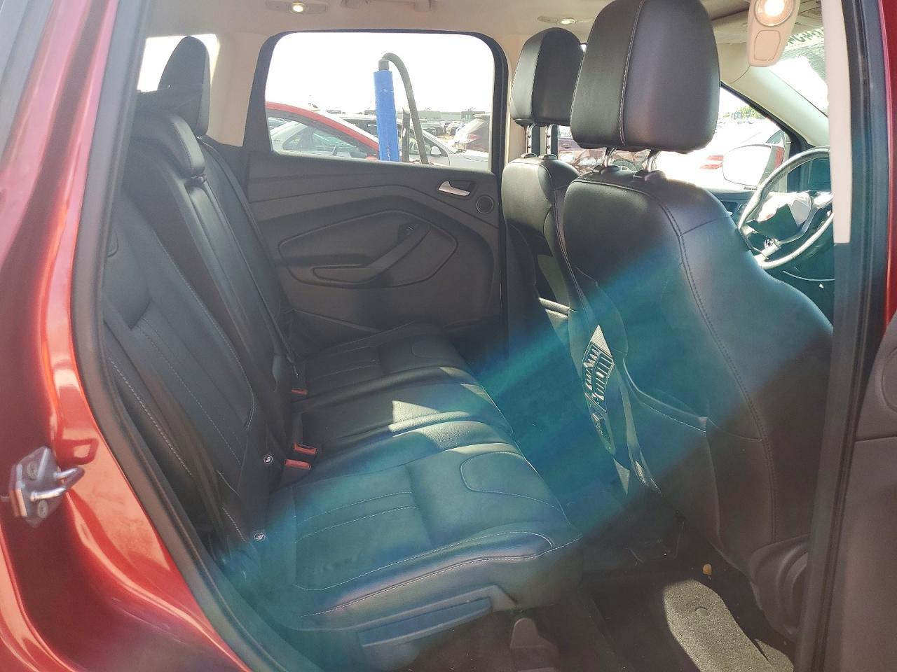 2013 Ford Escape Titanium - zdjęcie 11