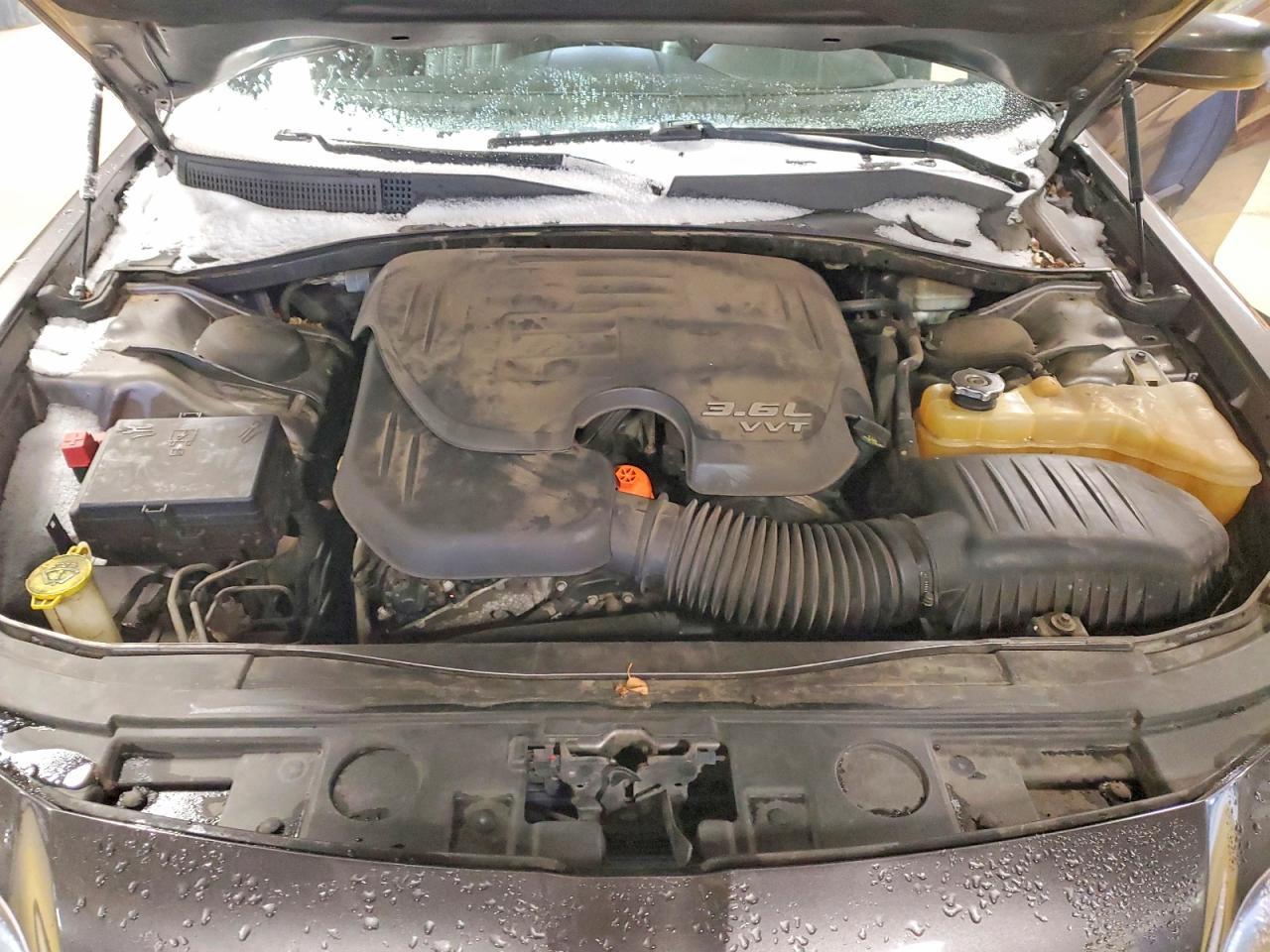 2014 Chrysler 300 S - zdjęcie 11