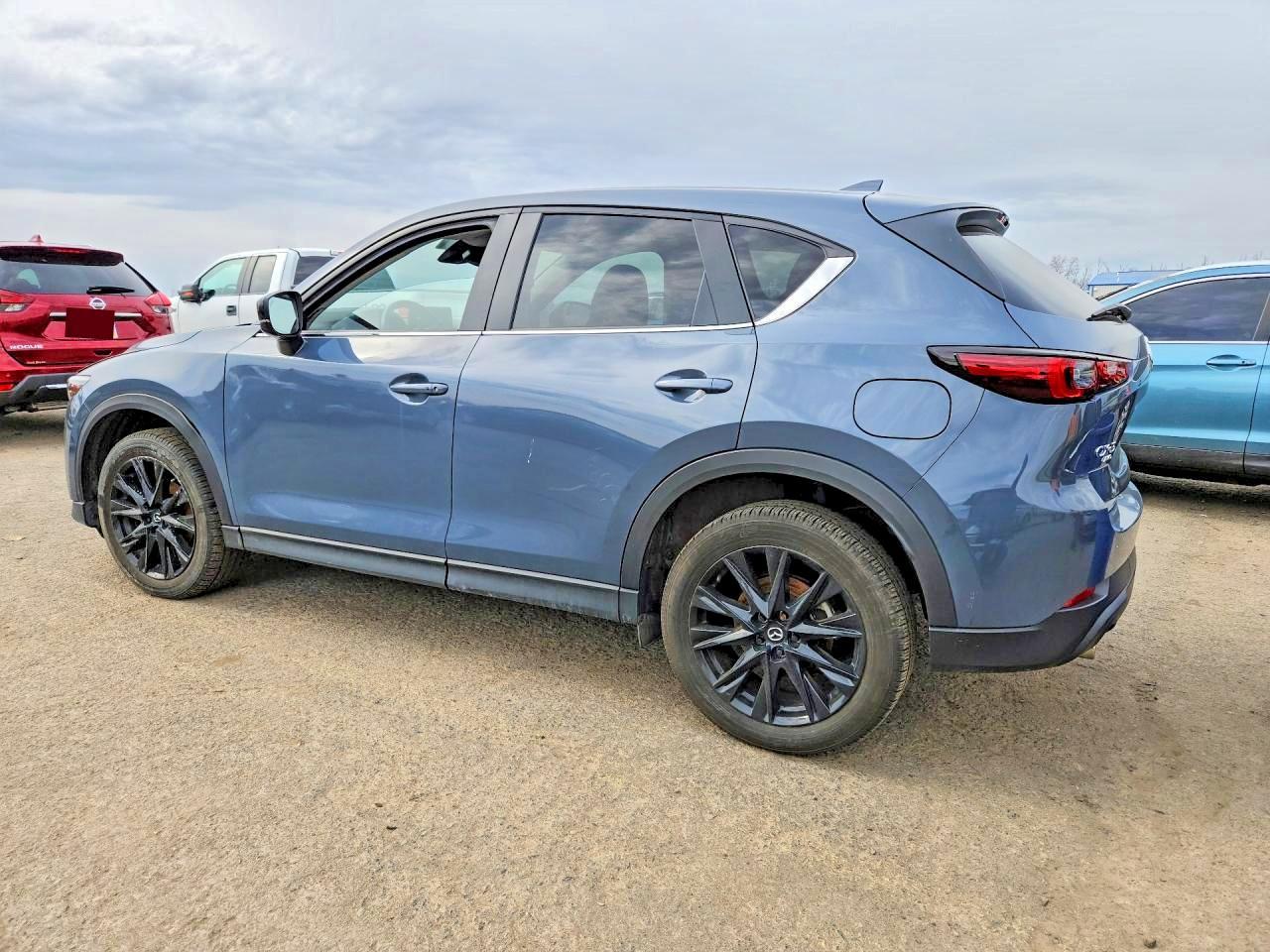 2022 Mazda Cx-5 Preferred - zdjęcie 2