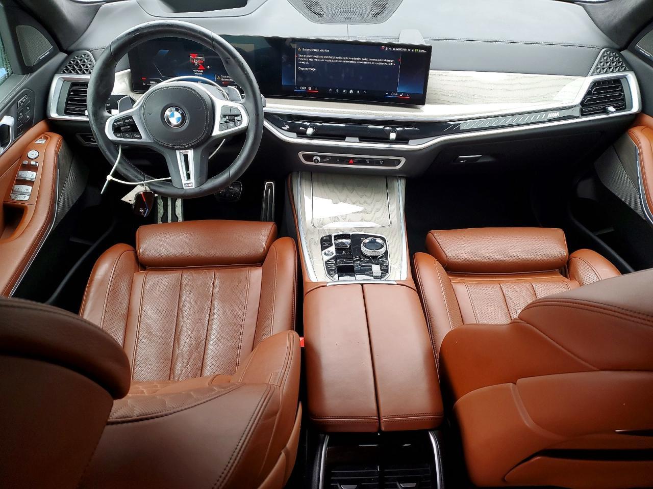 2025 BMW X7 M60I - zdjęcie 8