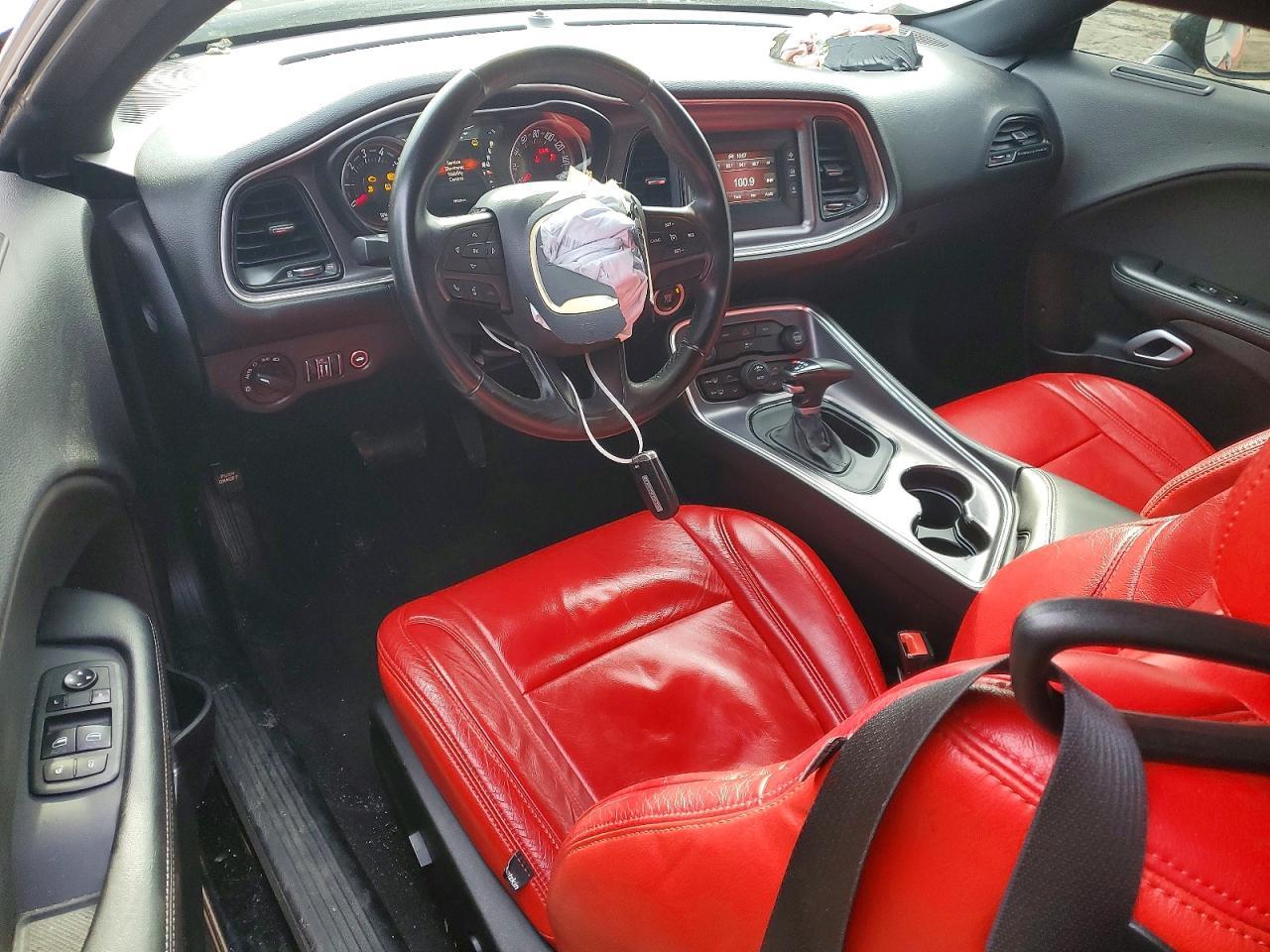 2016 Dodge Challenger Sxt - zdjęcie 8