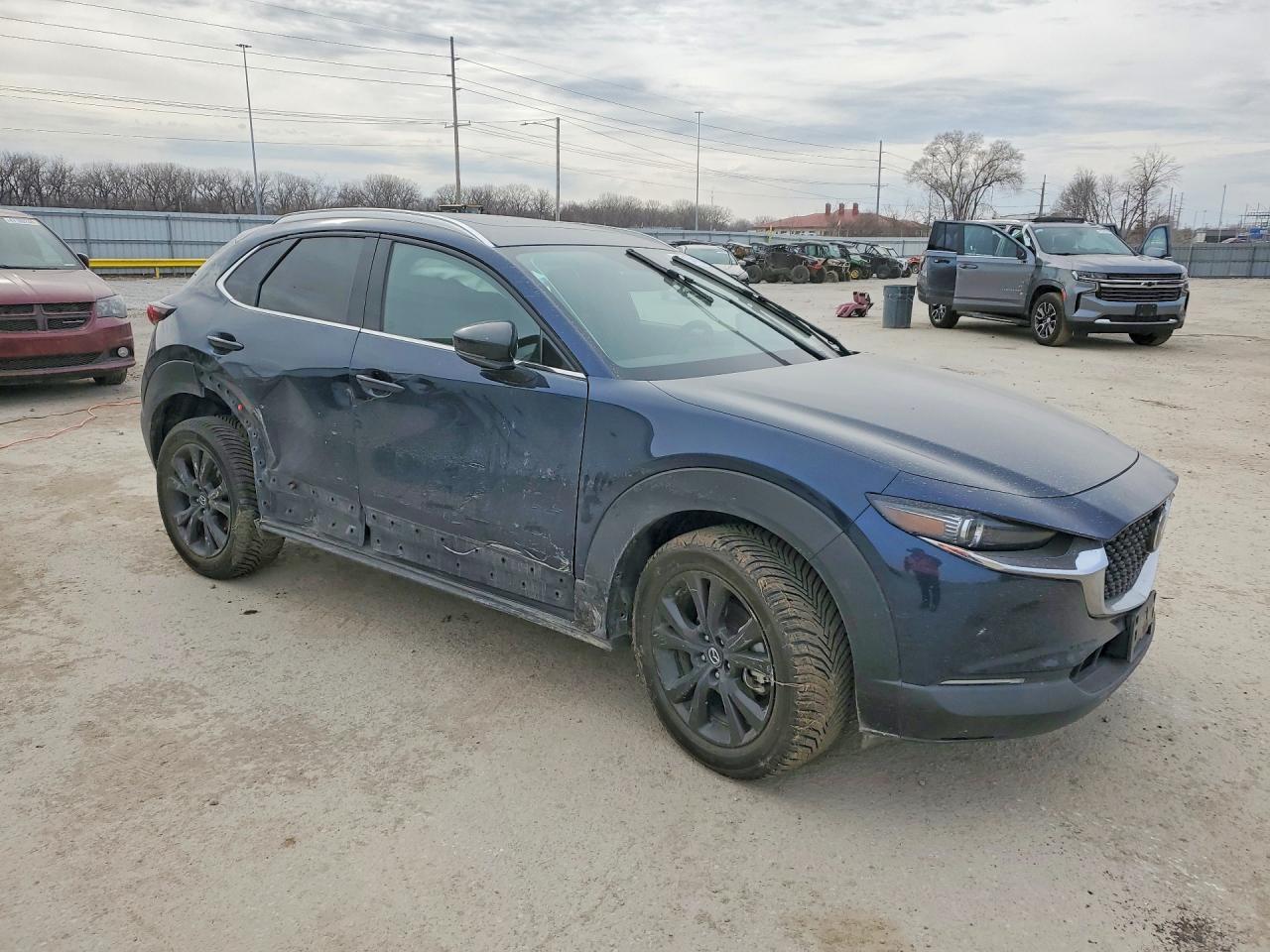 2022 Mazda Cx-30 Premium - zdjęcie 4