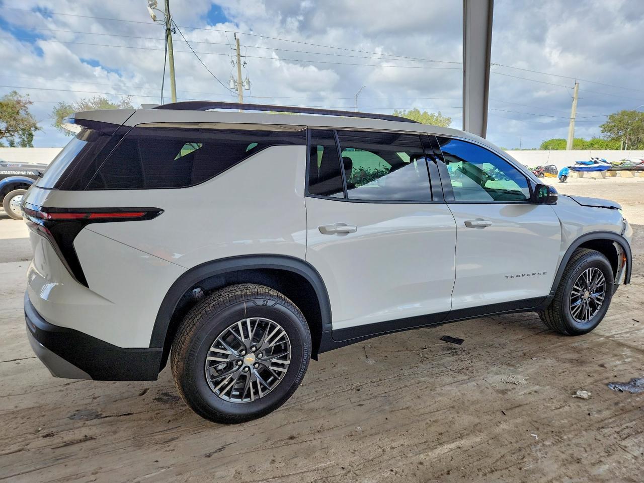 2026 Chevrolet Traverse Lt - zdjęcie 3